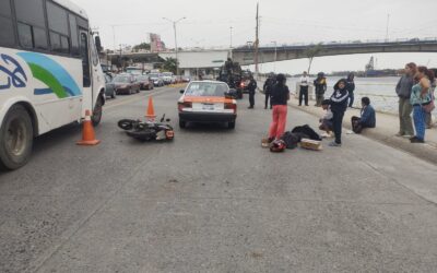Frente a las letras: Dos lesionados tras accidente en el Bulevar Independencia
