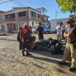 Calle Colombia: Motociclista lesionada tras ser impactada por un vehículo que se dio a la fuga