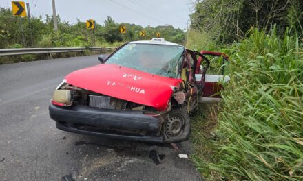 Chocan en la Tuxpan-Tamiahua, dejan al Taxi #80 «pal perro»