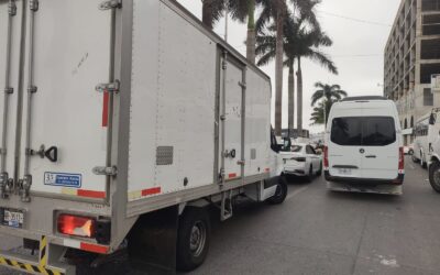 Talloncito previo al Día del Amor en el Bulevar Independencia