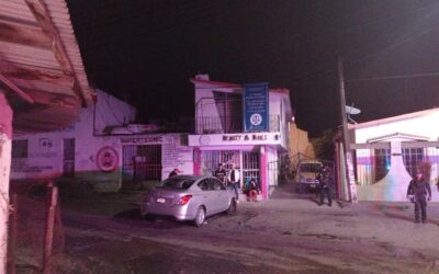 Marinero Kevin choca contra local comercial