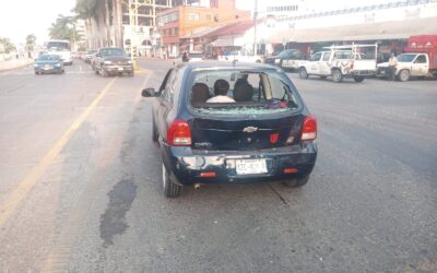 Accidente entre viejitos en la Avenida Independencia deja dos lesionados