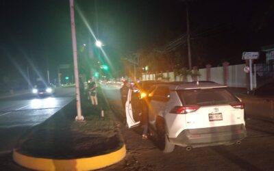 Choque por la zona naval de Tuxpan deja una joven lesionada