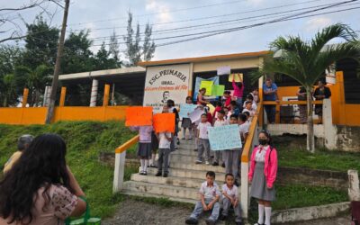 Padres de familia tomaron primaria en Banderas, exigieron maestros y solución inmediata