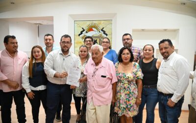 Salvador Hernández García fue ratificado por el cabildo como Cronista de Tuxpan