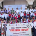 Participa primaria Emiliano Zapata en el Lunes Cívico