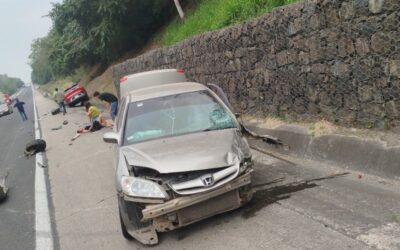 Chocan de frente en la México-Tuxpan
