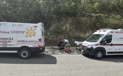Mujer se arroja de motocicleta tras discusión con su pareja