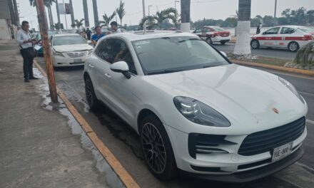 Le dan a un Porsche por «Detroit» en el Bulevar