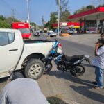 Colisión entre motocicleta e automóvil en el Libramiento López Mateos de Tuxpan; sin lesionados