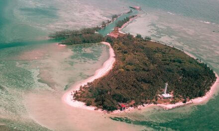 Entra en operación el Faro de Isla Lobos para fortalecer la seguridad marítima en Tuxpan