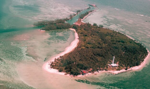 Entra en operación el Faro de Isla Lobos para fortalecer la seguridad marítima en Tuxpan