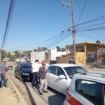 Le da por «Detroit» a un Taxi y le «baja la falda»