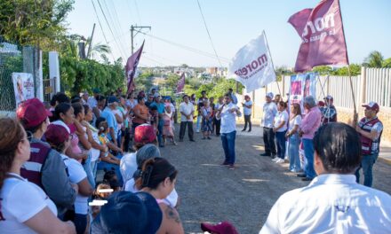 Daniel Cortina refrenda compromiso con el desarrollo económico de Tuxpan