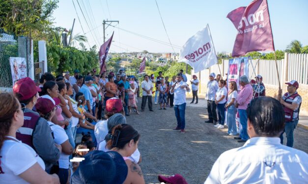 Daniel Cortina refrenda compromiso con el desarrollo económico de Tuxpan