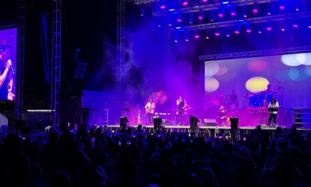 Yahir enciende el escenario del Carnaval Tuxpan 2025 con una noche de emociones y grandes éxitos