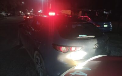 Taxi pega por «Detroit» en la del Valle