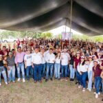 Daniel Cortina se compromete con la transformación de colonias y centros de comercio en Tuxpan