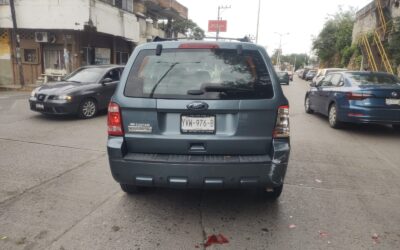 El mañanero: Le dan por «Detroit» a una Ford ESCAPE
