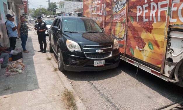 Quiso llenar de SOL una camioneta en El Esfuerzo; no hubo lesionados