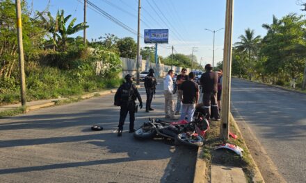 Accidente entre motociclista y ciclista deja una persona lesionada en la carretera Tuxpan–Tamiahua