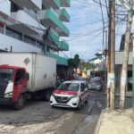 Camión derriba cables de mufa en el Centro de Tuxpan; no hubo lesionados