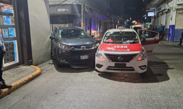La retachan en el Oxxo de Zapata: Tres lesionadas