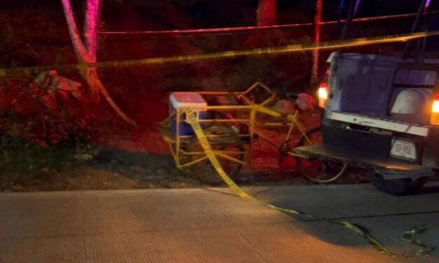 Consternación en Juana Moza: muere vendedor de nieves, presuntamente por un infarto