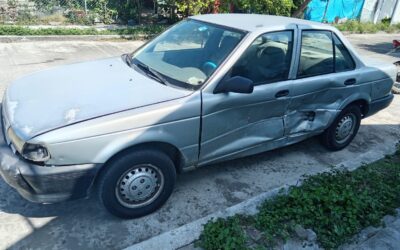 Choque sin lesionados en Santiago de la Peña
