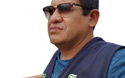 «Hay polvo negro que ensucia la ropa blanca, y polvo blanco que ensucia la ropa negra» – Antonio Arango