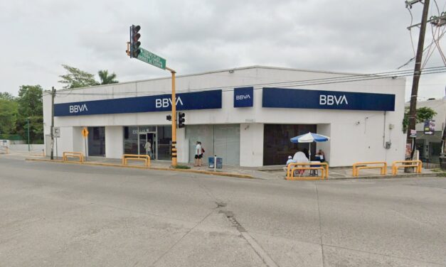 BBVA cierra sucursal en Jardines, pero amplía cobertura en Tuxpan con nueva instalación de cajeros