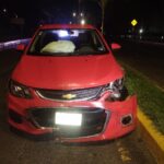 ¡Qué noche la de anoche!: Encuentran vehículo abandonado tras chocar contra luminaria en Tuxpan
