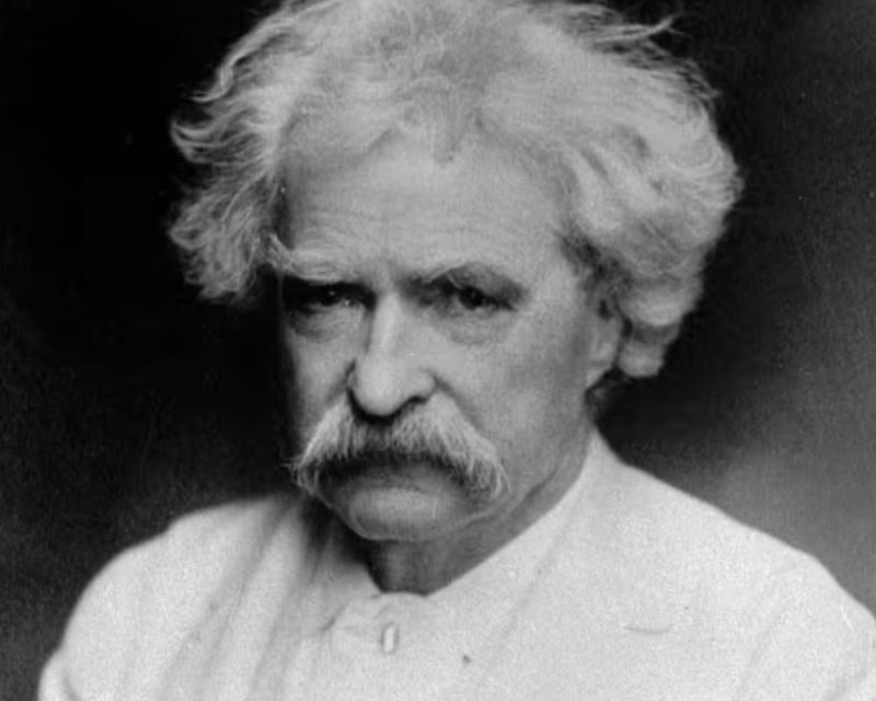 “Hay un encanto en lo prohibido que lo hace indeciblemente deseable” – Mark Twain