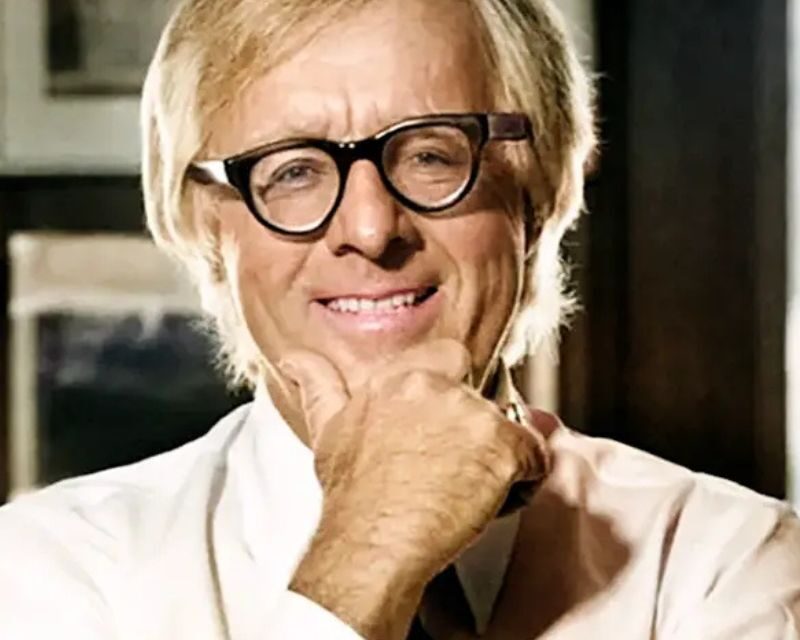 «No hace falta quemar libros para destruir una cultura. Basta con que la gente deje de leerlos» — Ray Bradbury