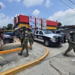 Marinos provocan choque con patrulla municipal en Tuxpan: intentaron evadir a Tránsito y amedrentar a la prensa