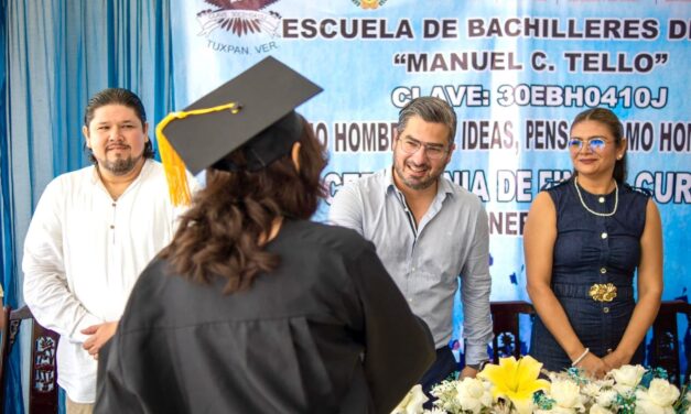 Daniel Cortina apadrina generación 2022–2025 en la Escuela de Bachilleres Diurna “Manuel C. Tello”