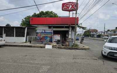 Incendio consume depósito SIX en Tuxpan; daños superan los 400 mil pesos