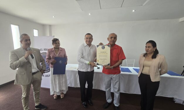 Celebran Día del Abogado en Tuxpan con magistral ponencia del Dr. Aldo Saúl Muñoz López