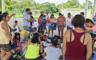 Regidor Juan Gómez y Fundación «Deborah al Rescate» Llevan Ayuda a la Comunidad de Otatal