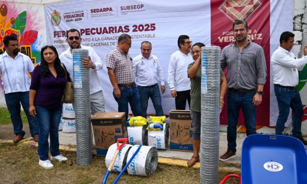 Productores de Tuxpan fueron beneficiados con la “Feria Pecuaria 2025”