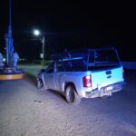 Camioneta se incrusta en el Monumento del Ancla; daños al patrimonio público de Tuxpan