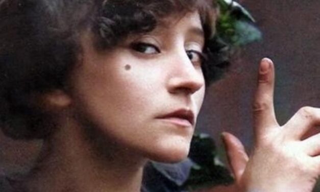 «A veces se siente más angustia esperando un placer que sufriendo una pena» – Sidonie-Gabrielle Colette