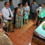Familia entrega en donación, al Ayuntamiento de Tuxpan, una pieza de rasgos arqueológicos denominada “Glifo”