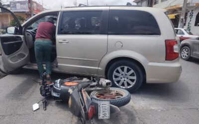 Choque vehicular en el Libramiento López Mateos deja solo daños materiales; conductores llegan a acuerdo