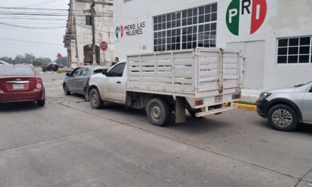 Accidente por alcance deja a menor lesionada en la colonia Zapote Gordo