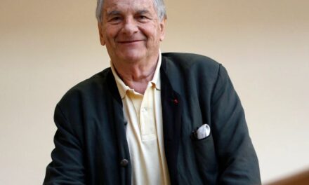 «La vida es más hermosa cuando se comparte con los demás» – Dominique Lapierre