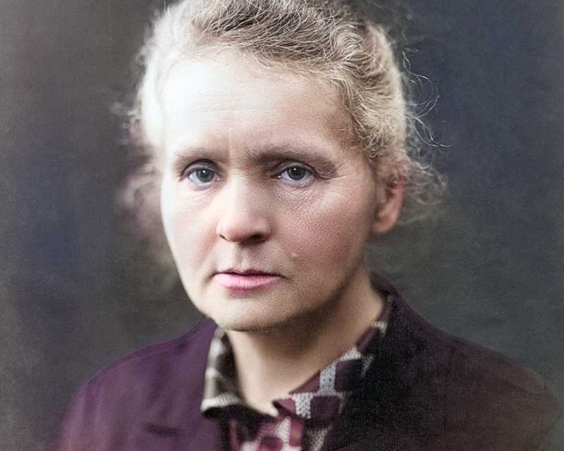 «Nunca te das cuenta de lo que has hecho, solo puedes ver lo que queda por hacer» – Marie Curie