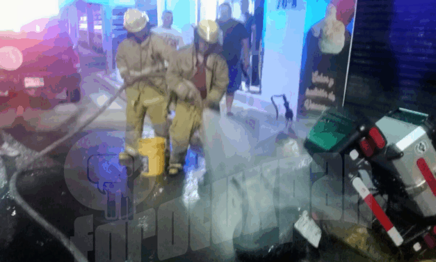 Motocicleta se incendia en pleno bulevar Independencia