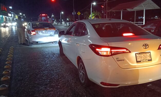 Choque por alcance en el centro de Tuxpan deja una persona lesionada