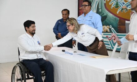 Estudiantes de nivel superior de Tuxpan recibieron Becas TC Energía